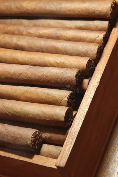 PREMIUM CIGARS